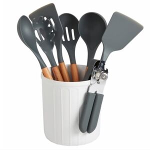 Kitchen utensil set